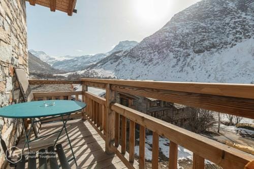 Chalet Le Bois Joli Hotel in Bonneval-sur-Arc