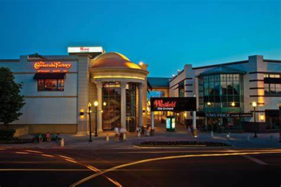 Holiday Inn & Suites Chicago North Shore (Skokie) Hotel in Lincolnwood