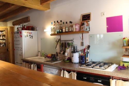 Les Cremades Hotel in Auvergne-Rhône-Alpes