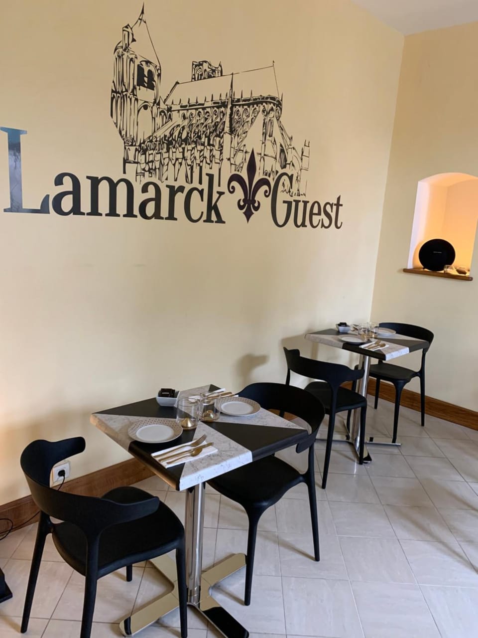 Lamarck Guest Hotel in Bourges