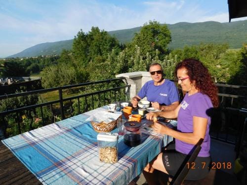 Chez Nous. B & B Hotel in Haute-Savoie