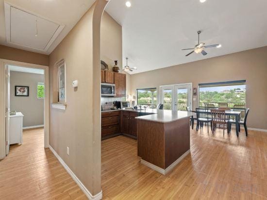 Stunning Lake Views and Direct Dock Access - Charming Vineyard Retreat Hotel in Lago Vista