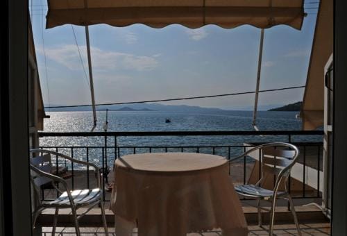 Delfini Hotel in Euboea