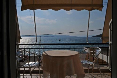 Delfini Hotel in Euboea