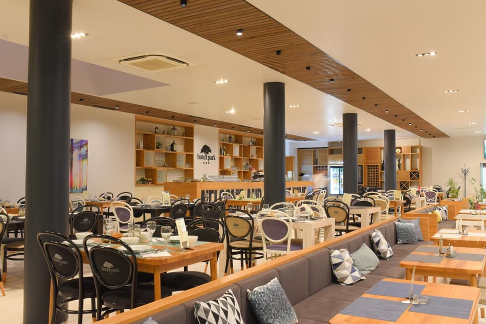 Bar/lounge