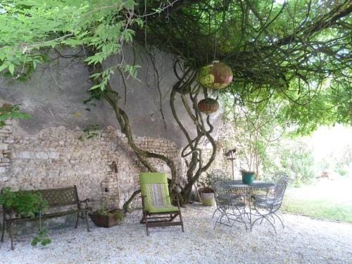 Le Jardin Andrinople Hotel in Centre-Val de Loire