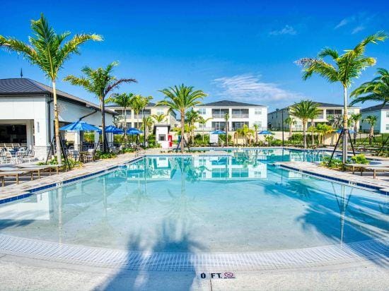 8990 Stinger Drive Hotel in Osceola County