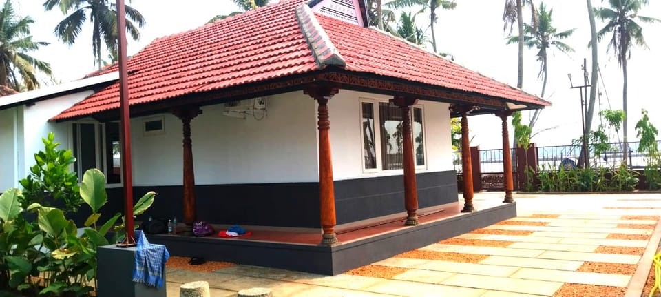 Dhruv Heritage Lake Resort Cherai Resort in Vypin