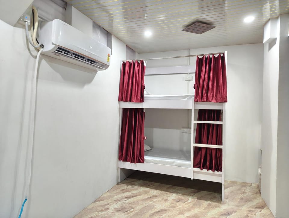 D'yogi Rooms & Dormitory Hostel in Varanasi