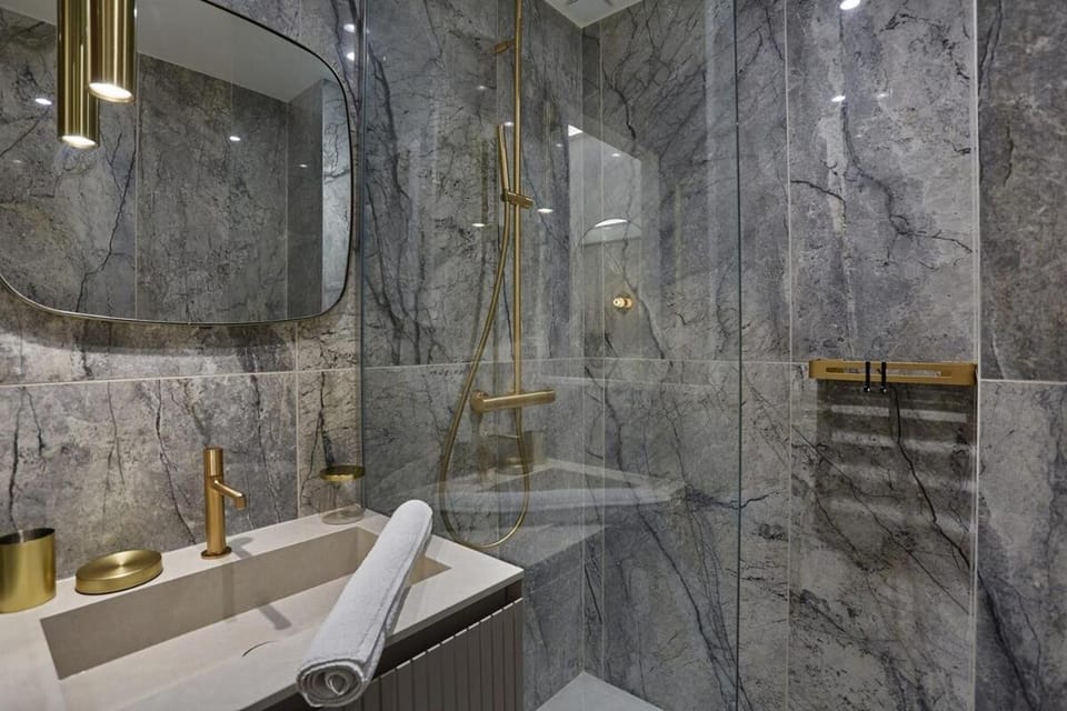 Apartment Matignon St Honore by Studio Prestige Resort in Paris