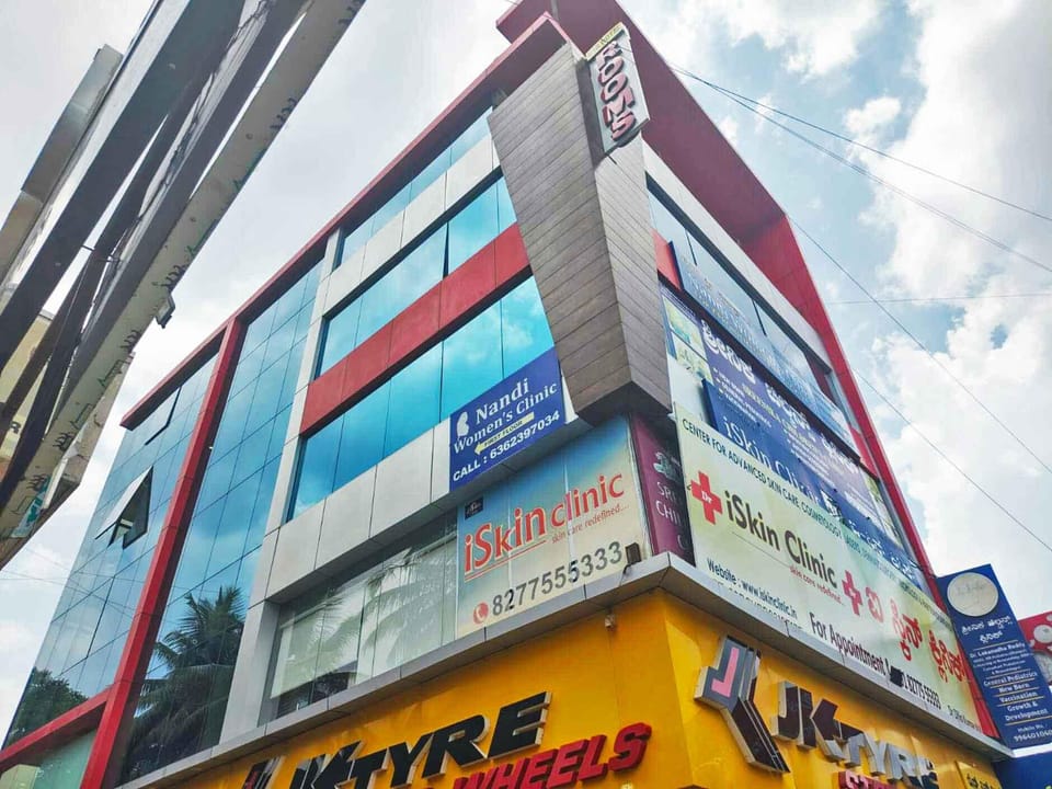 MSR Lodging and Boarding Hotel in Bengaluru