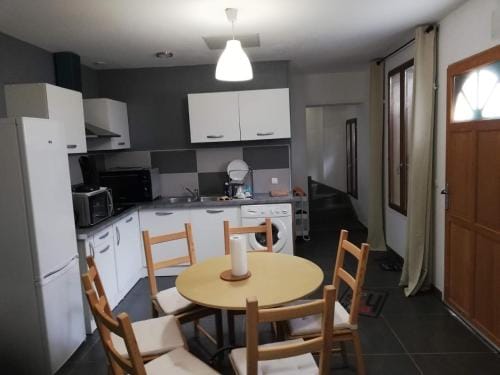 Maison Duplex & Appartement sur cour Hotel in Île-de-France