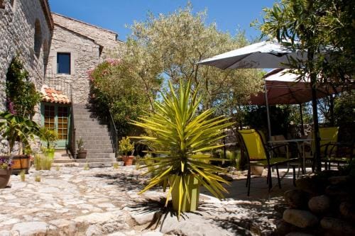Mas Des Falaises Hotel in Provence-Alpes-Côte d'Azur