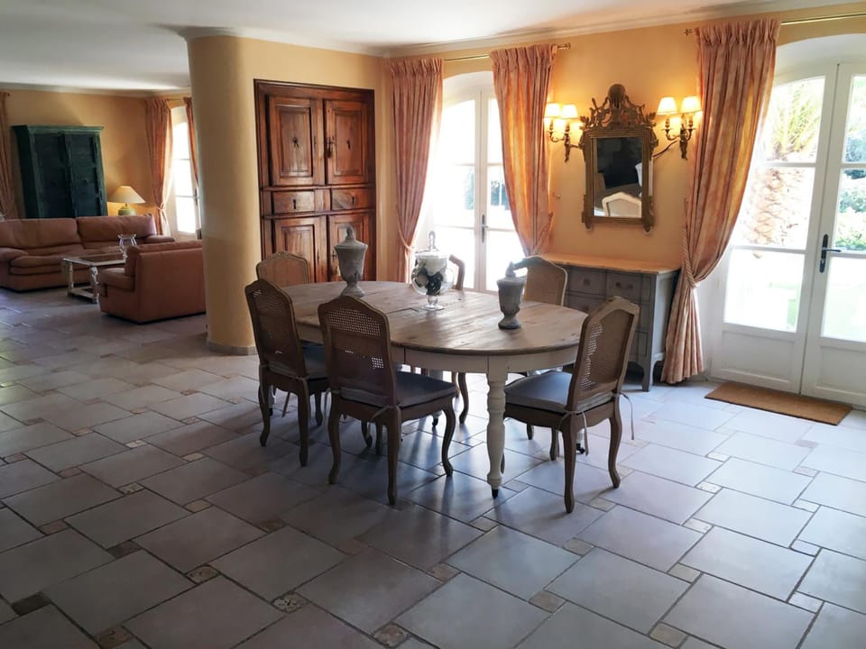 Le Champmazet Hotel in Mougins