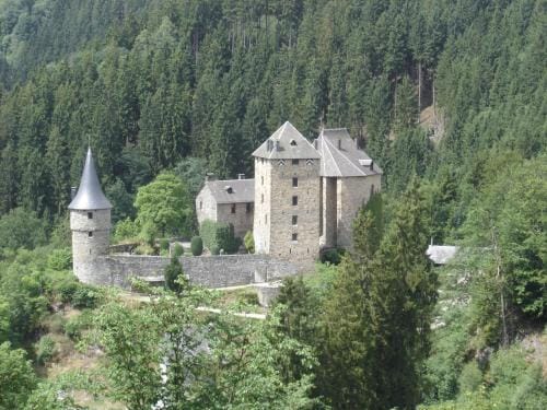 Au Petit Pont de Champagne Hotel in Wallonia, Belgium