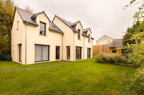 Villa Les Charmettes Hotel in Dinard