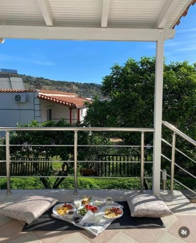 Dema Guesthouse Hotel in Ksamil