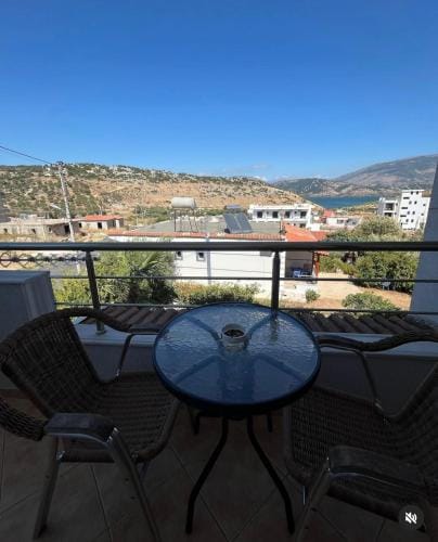 Dema Guesthouse Hotel in Ksamil