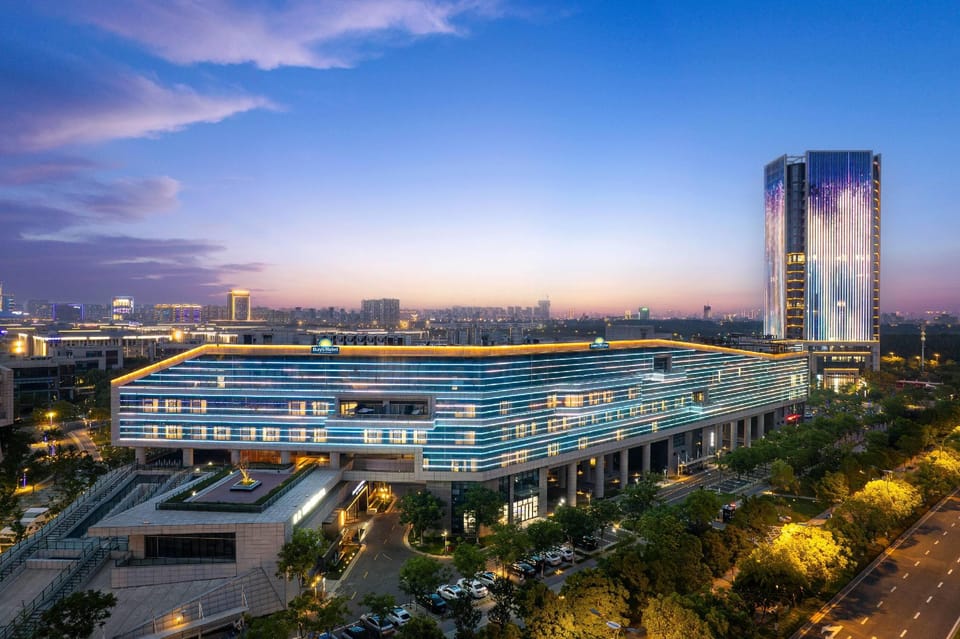 Days Hotel by Wyndham Yancheng Hi-tech Park Hotel in Jiangsu