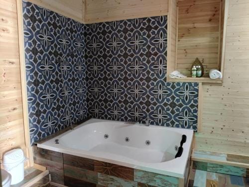 Latibule Adahan Guest House Hotel in İzmir Province