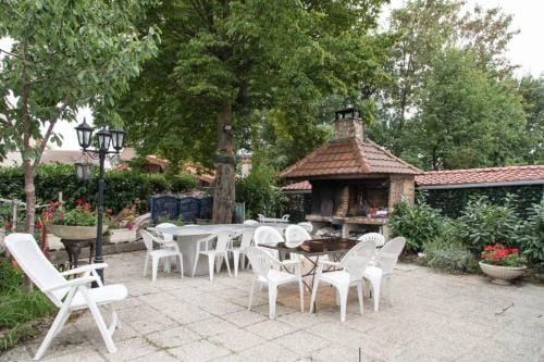 Maison de Maitre meuliere Hotel in Île-de-France