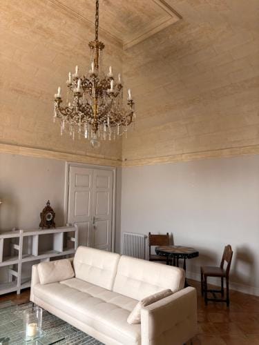 Chateau Saint Maximin pres d'Uzes Hotel in Provence-Alpes-Côte d'Azur