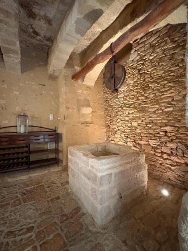 Chateau Saint Maximin pres d'Uzes Hotel in Provence-Alpes-Côte d'Azur