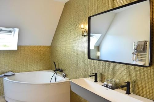 La Maison Gervaiserie & Spa Hotel in Saint-Vaast-la-Hougue