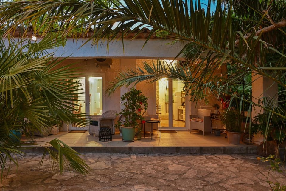 La ferme Saint-Antoine Hotel in Gassin