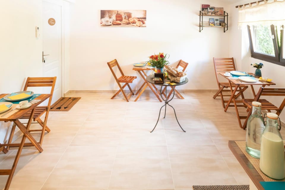 Lyon Mon Amour B&B Hotel in Caluire-et-Cuire