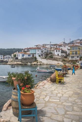 Eftopia Apartments Kokkari Samos Hotel in Samos, Greece
