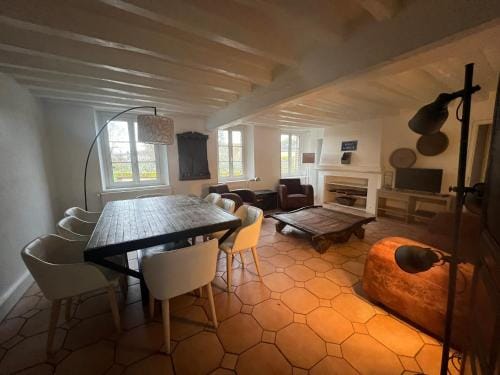 Le Moulin de Corneil Hotel in Bourgogne-Franche-Comté