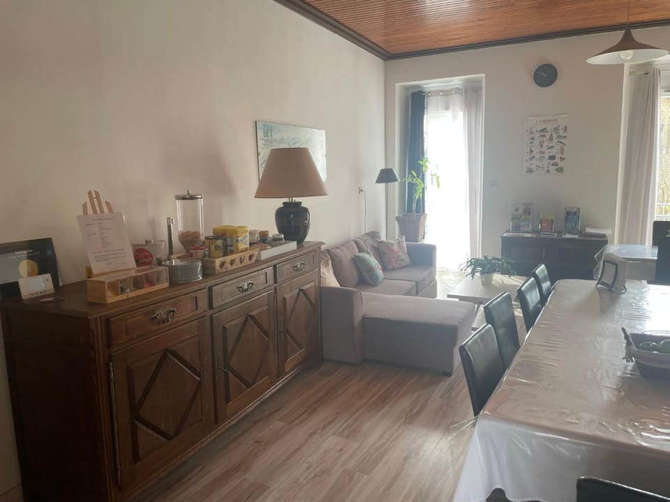Gite:"sur le chemin" Hotel in Auvergne-Rhône-Alpes