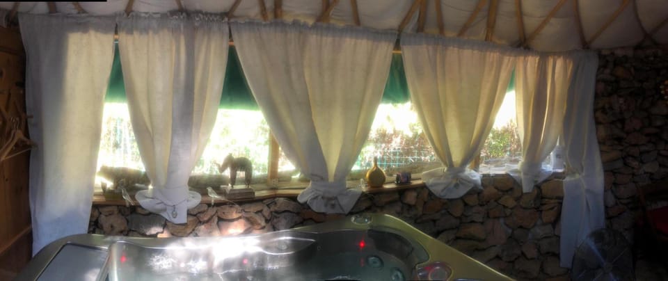 Ecolodges en Provence Hotel in Saint-Maximin-la-Sainte-Baume