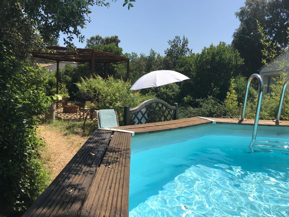 Ecolodges en Provence Hotel in Saint-Maximin-la-Sainte-Baume