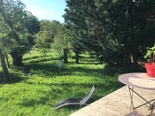 Une chambre d'hote dans les bois Hotel in Auvergne-Rhône-Alpes
