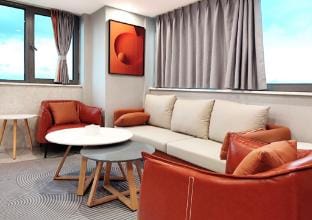 Wanda Mall High-end Loft Homestay Hotel in Shanghai