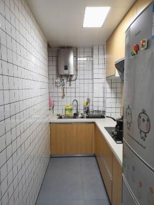 Materialistic Susu Homestay (Hangzhou Binjiang TCM University Subway Station Branch) Hotel in Hangzhou