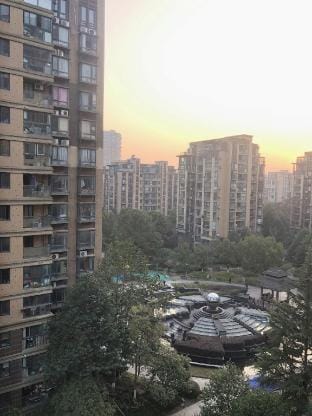 Materialistic Susu Homestay (Hangzhou Binjiang TCM University Subway Station Branch) Hotel in Hangzhou