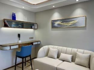Little Blue Whale Premium Meisu (Xuanwu Lake, Hunan Road Area Branch) Hotel in Nanjing