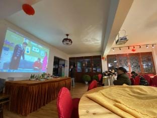 RV King China's First Double-Decker Bus Homestay (White Rabbit Town Branch) Hotel in Jiangsu