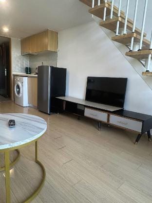 Time Mansion 3204 Homestay (Hangzhou Linping New City Linping Subway Station Branch) Hotel in Hangzhou