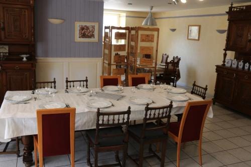 Chambres et table d’hotes le Barret Hotel in Auvergne-Rhône-Alpes