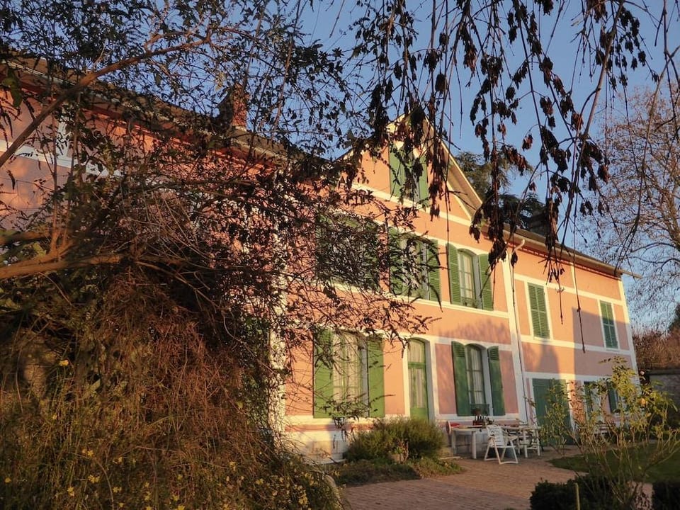 Les Buissonnets Hotel in Giverny