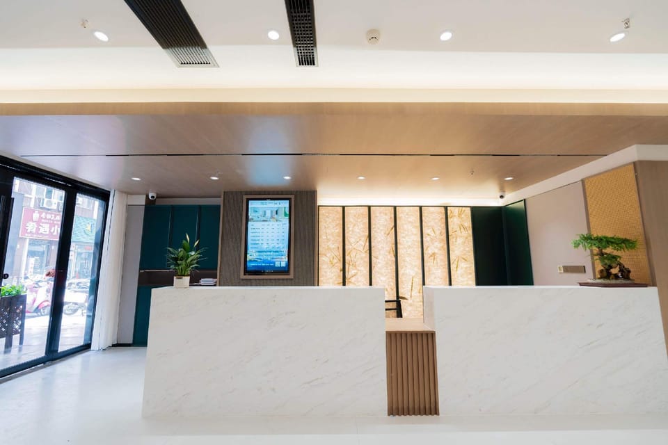 Kaju Platinum Hotel (Chaohu Wanda Oriental New World Branch) Hotel in Jiangsu