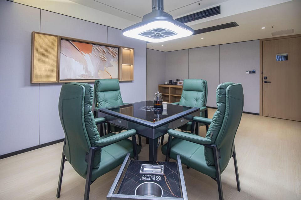 Kaju Platinum Hotel (Chaohu Wanda Oriental New World Branch) Hotel in Jiangsu