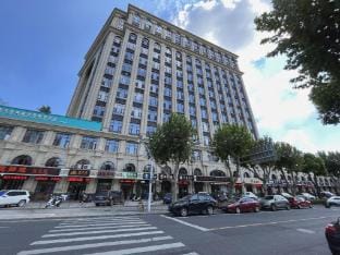 Leeson 1005 Homestay (Shaoxing East City Square Metro Station Branch) Hotel in Hangzhou