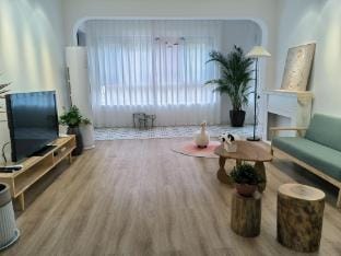 Yishan Fuyuanju S14427 Homestay (Huaguoshan Scenic Area Branch) Hotel in Jiangsu