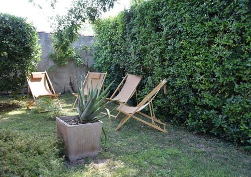 La Maison Des Invites Hotel in Pernes-les-Fontaines