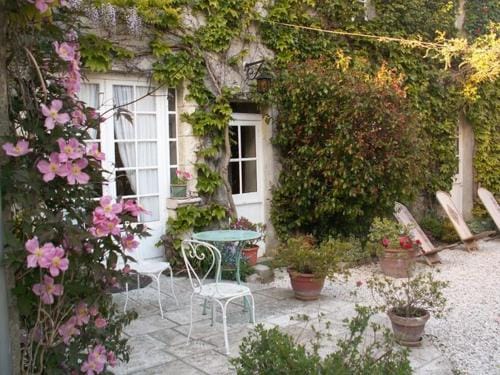 la glycine Hotel in Normandy